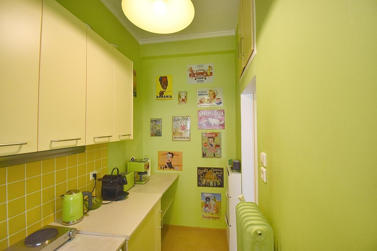 Check Point - Plaka Apartman Athén Kültér fotó